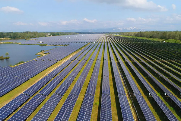 Centralized photovoltaic power station